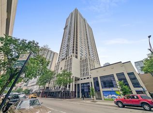 1122 N Clark St APT 2706, Chicago, IL 60610