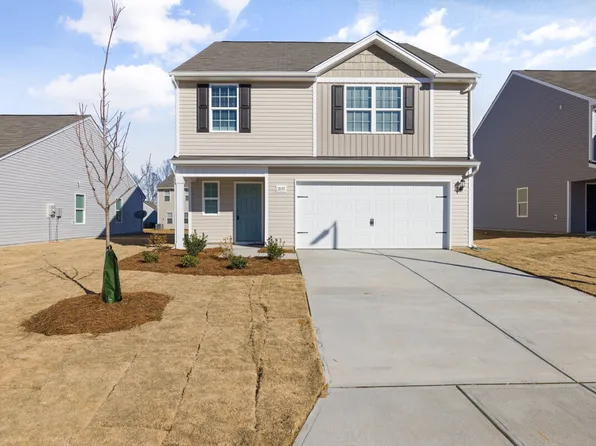 2110 Briar Run Dr, Greensboro, NC 27405