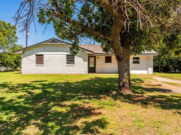 2120 E Robberts Ave, Kingfisher, OK 73750