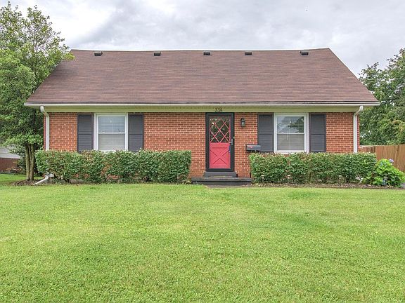 2nd image of 338 Stoneybrook Dr
