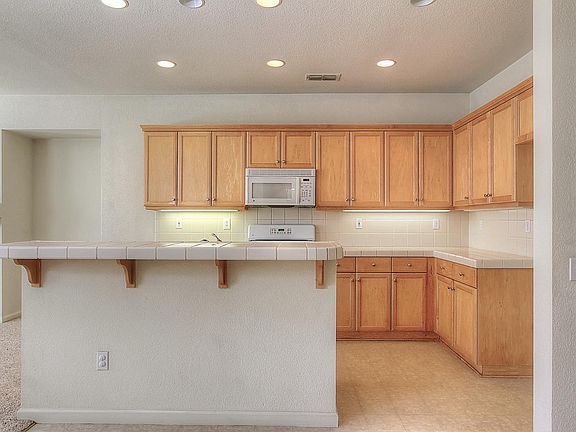 4th image of 2364 Terralinda Dr