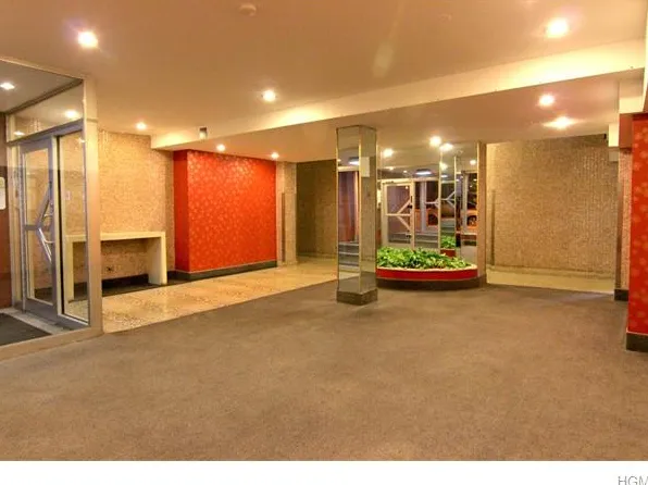 3520 Tryon Ave APT 705, Bronx, NY 10467