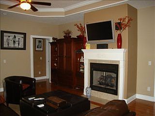 2nd image of 114 Edge Water Dr