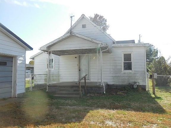 3rd image of 4141 N Harrison St