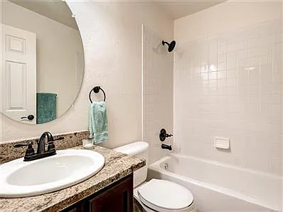 4039 E Geddes Cir — Photo 18