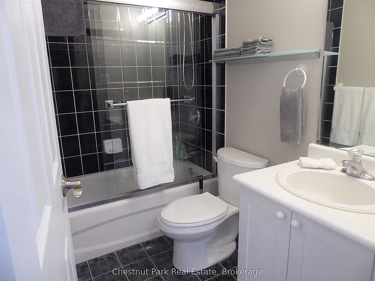 23 Green Briar Dr — Photo 25