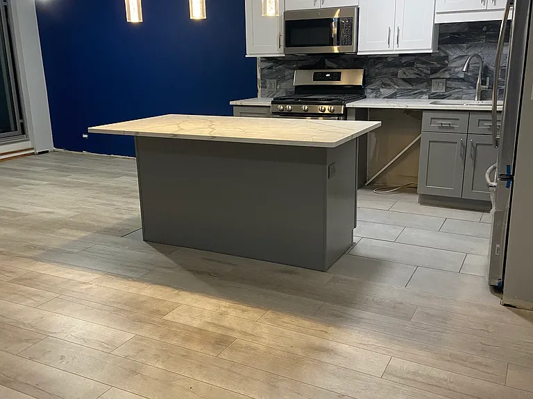 400 E Randolph St #825 — Photo 2