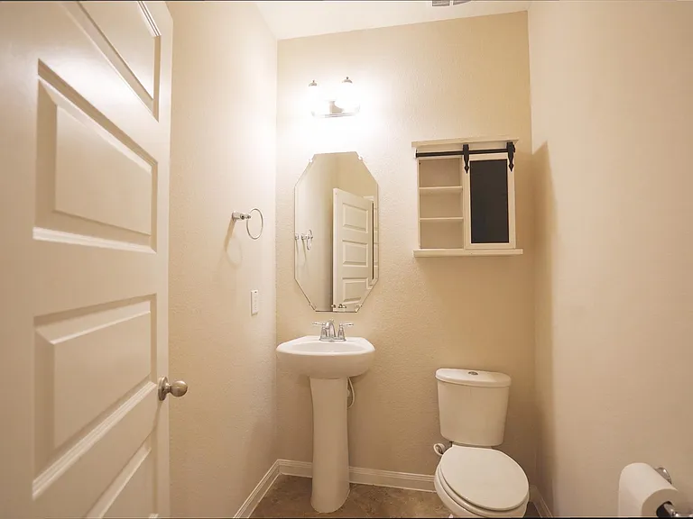 3303 Windsor Ranch Ln — Photo 9