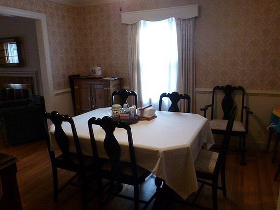 2nd image of 160 Greencroft Pl