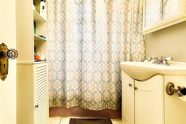 Sold by RealTegrity NY LLC | media 41