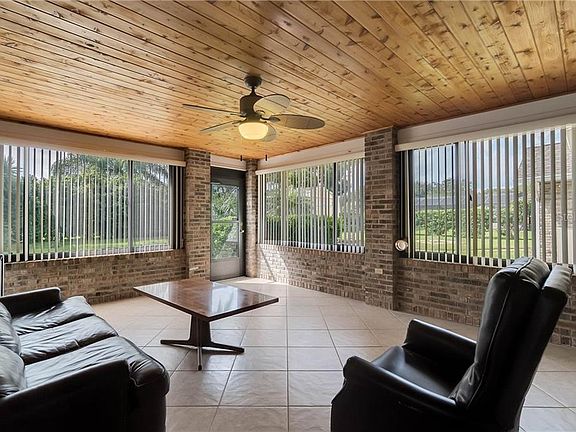 3rd image of 625 Bernasek Dr