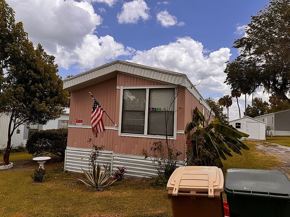 1st image of 2580 SE 1st Ave Lot 124