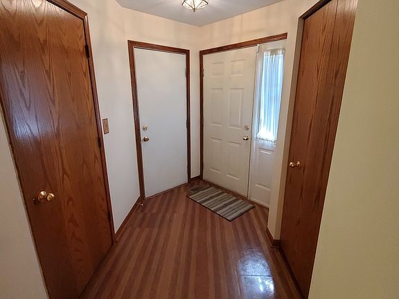 2nd image of 1138 Harbor Ct