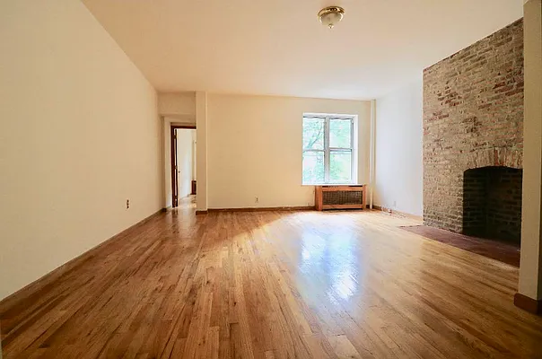 Rented by Street Realty Brokerage LLC | media 16