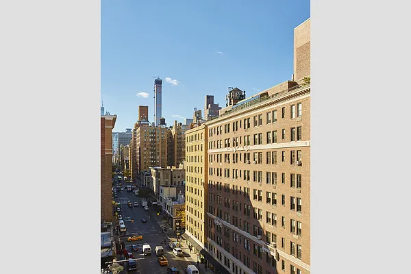 Sold by Stribling | media 24