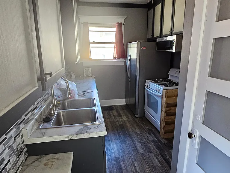 Kitchen area