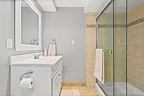 9 Stonegate Dr #LOWER — Photo 3