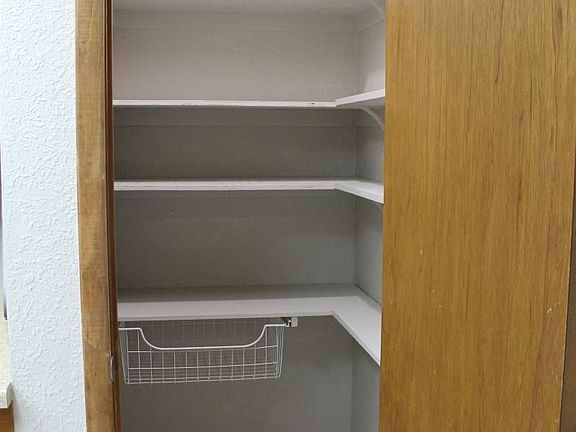 Kitchen pantry