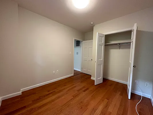 Rented by Oxford Property Group | media 9