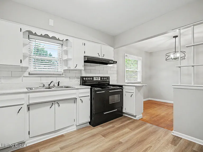 3026 Klonway Dr — Photo 16