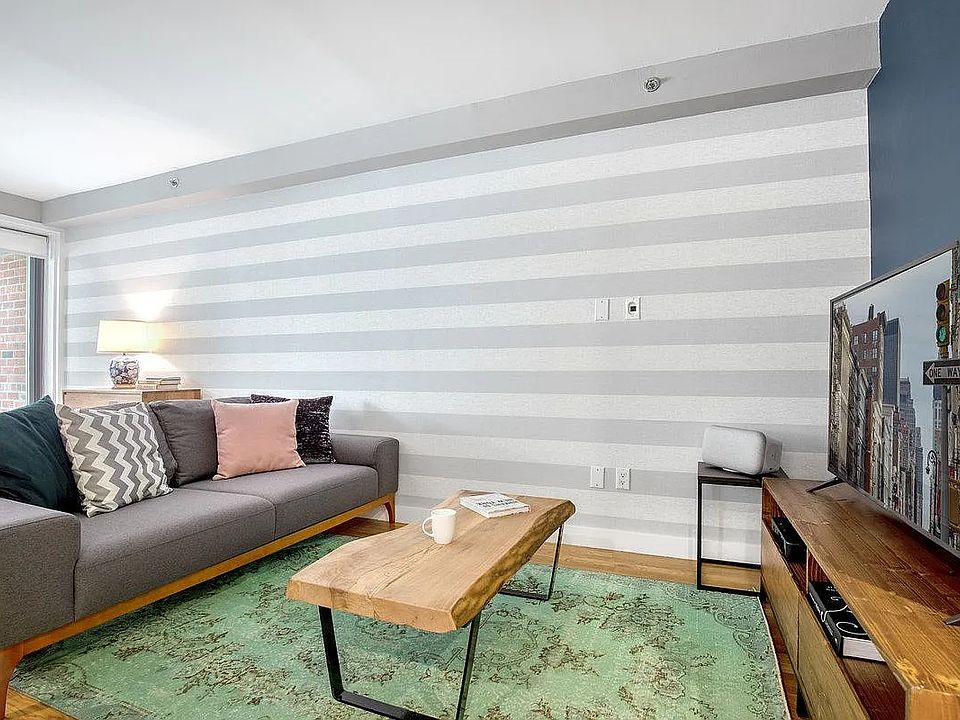 1st image of 101 W 15th St APT 113