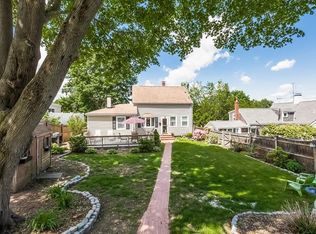 22 Hawkins Ct, Weymouth, MA 02189