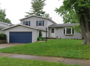 2316 Aspen Dr, Champaign, IL 61821