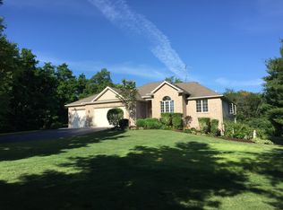 8674 N Crestview Rd, Stillman Valley, IL 61084