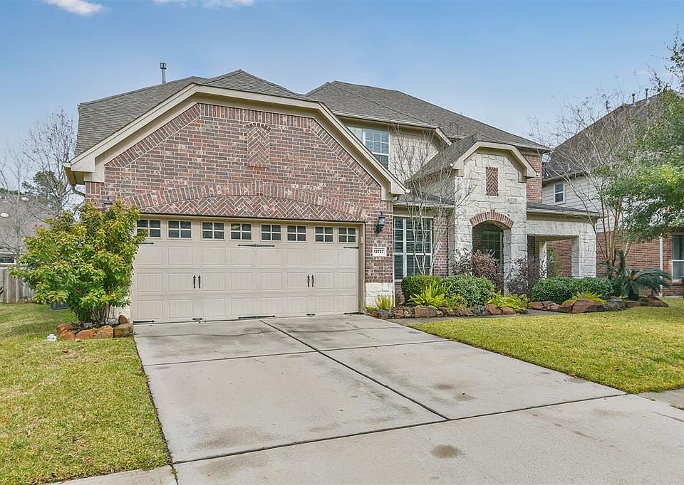 1st image of 13727 Lake Livingston Dr