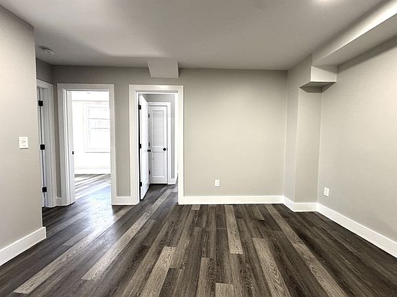 2nd image of 189 E Merrimack St #3