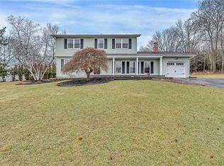 3 Bates Cir, Florida, NY 10921