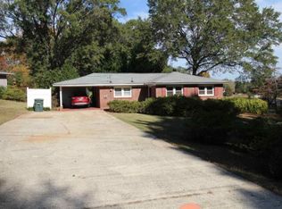507 Robinhood Dr, Seneca, SC 29678