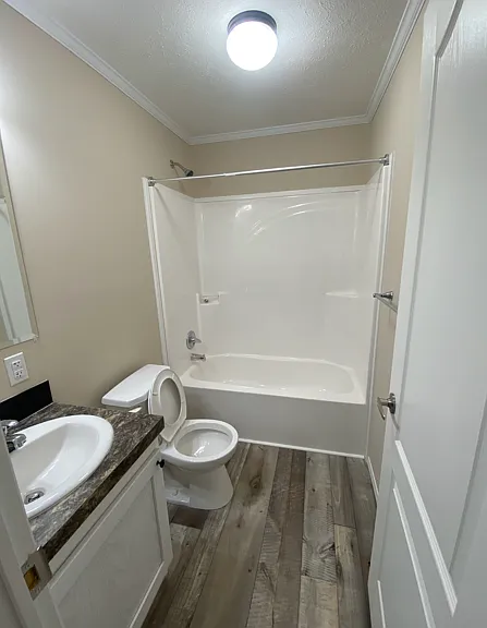 2717 S Danlyn Rd — Photo 5