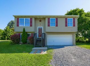 23 Mount Airy Rd, New Providence, PA 17560