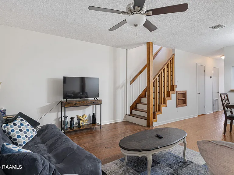 109 Southfield Pkwy — Photo 7