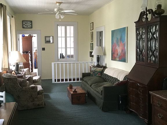 Main entry way/family room