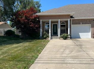 1111 Montserrat Park Rd APT A, Warrensburg, MO 64093