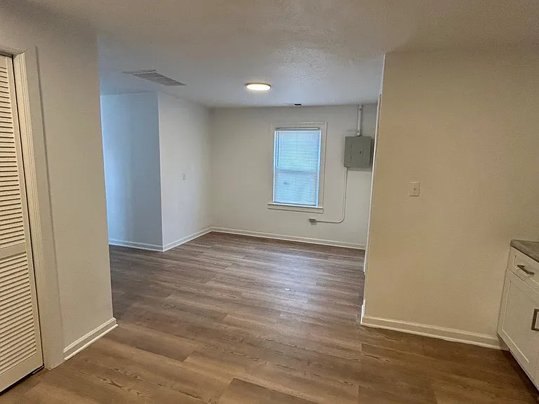 2916 Portland Ave #4 — Photo 7