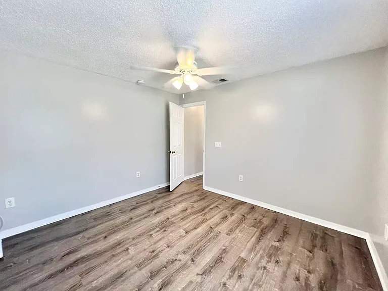 1231 Honey Rd — Photo 19