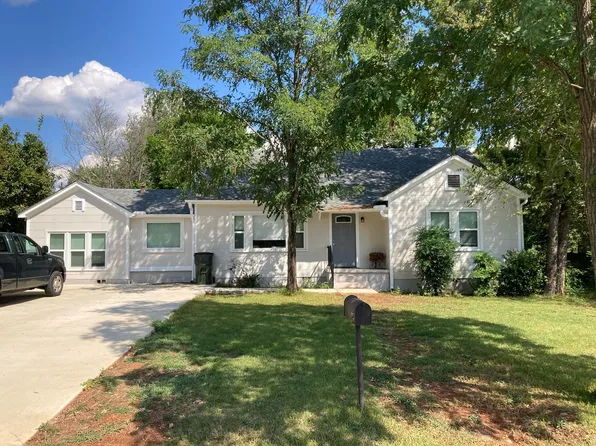 26 Beverly Hts, Tuscaloosa, AL 35404