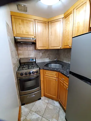 Rented by Corcoran | media 5