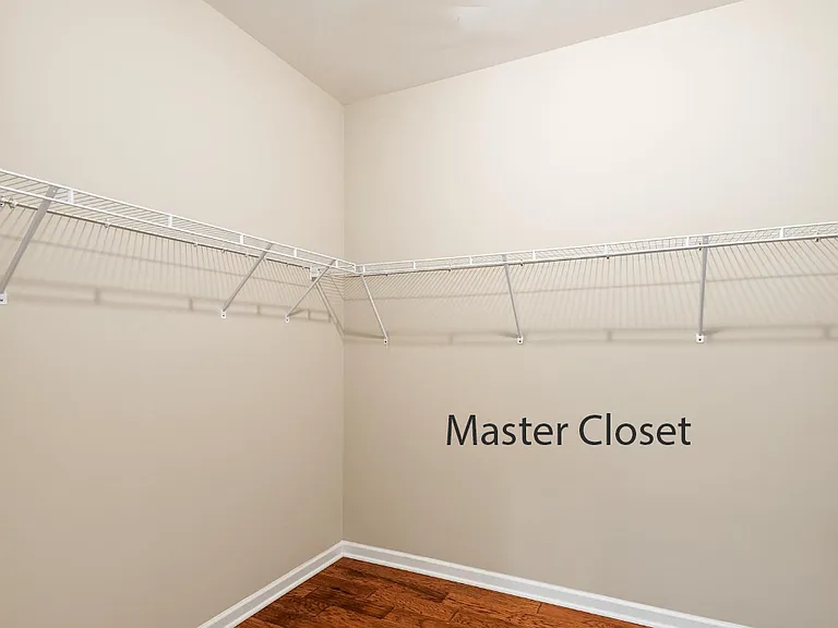 738 Keystone Park Dr — Photo 34