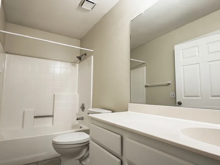 10665 Cherry Hills Dr — Photo 12