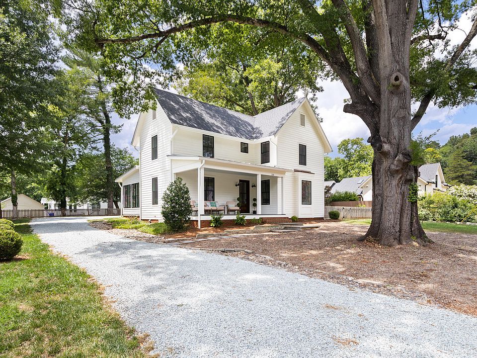 1st image of 233 Lydia Ln