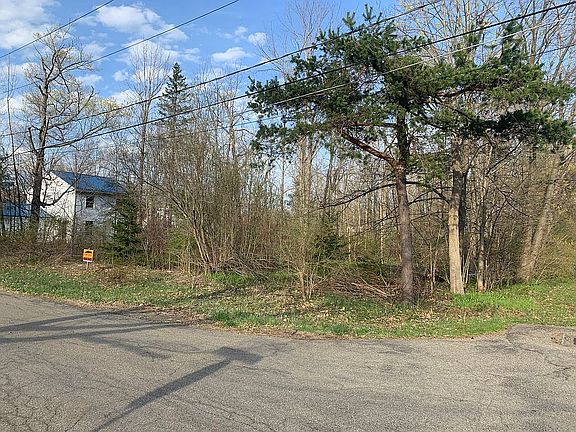 3rd image of 9607 Northfield St