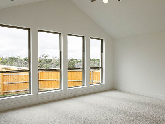 4th image of 1649 Hosanna Grande Way