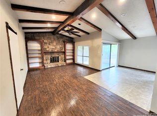 10247 Grand Mdw, San Antonio, TX 78239