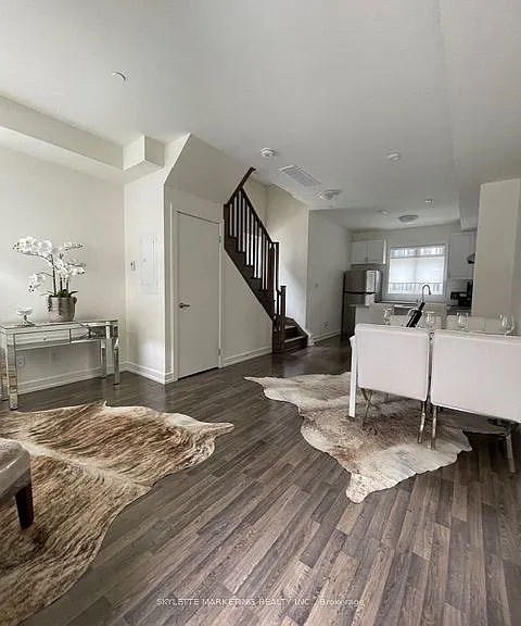 370 B Red Maple Rd #67 — Photo 4