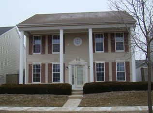 1121 Serendipity Dr, Aurora, IL 60504