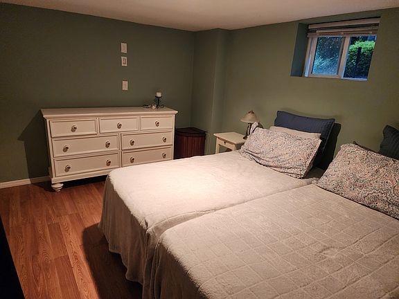 2nd image of 40 Roseville Ave #C